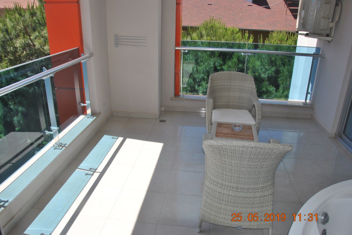 imagini hotel LONICERA RESORT